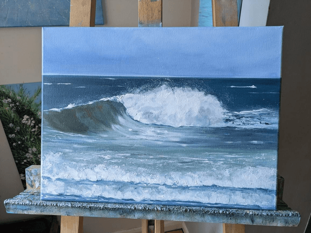 Breaking wave 